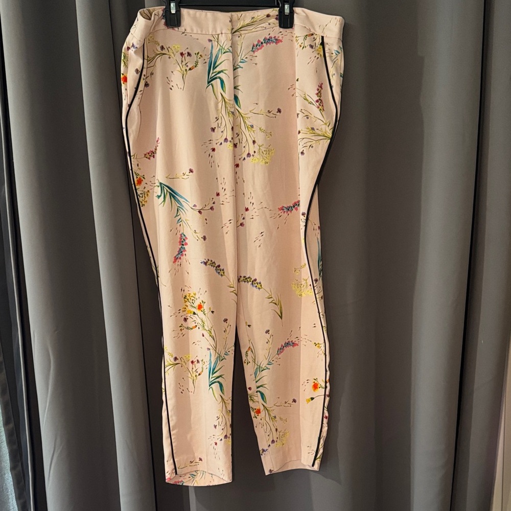 Worthington Slacks with floral pattern